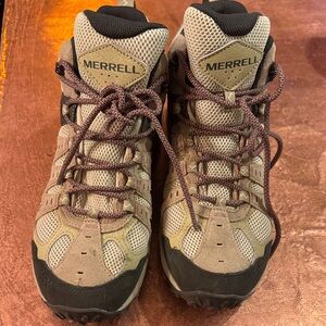Merrell Tan and Black Hiking Boots